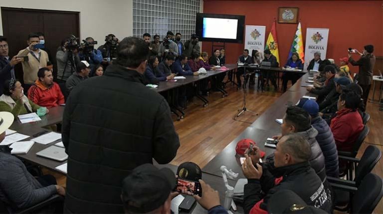 Diálogo Gobierno - Magisterio