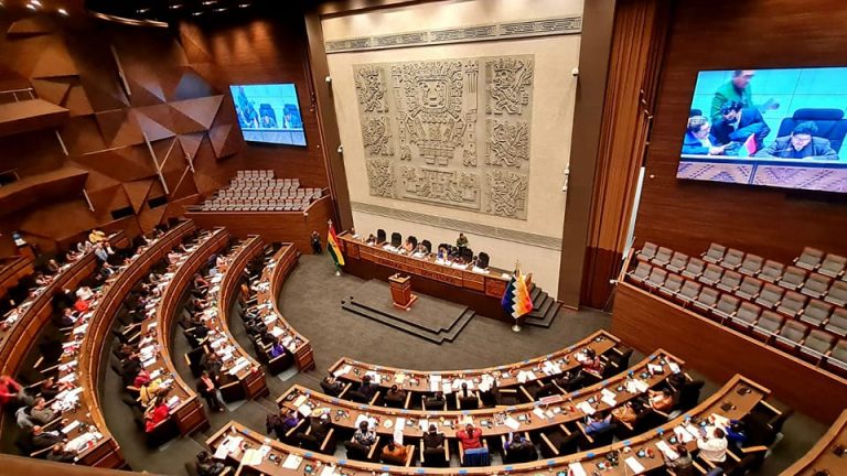 Sesión de la asamblea Legislativa