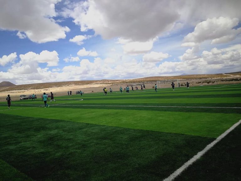 Cancha de césped sintético en Potosí