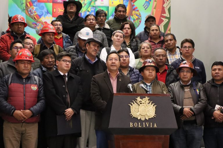Conferencia de prensa del mandatario Luis Arce y representantes de los trabajadores Foto: LUCHO ARCE TWITTER