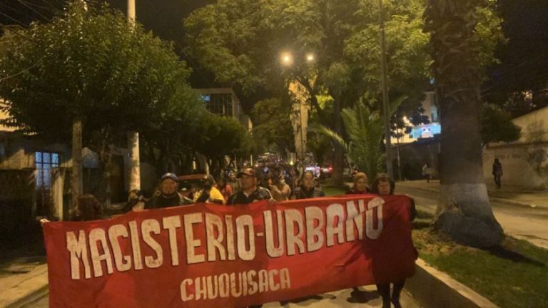 Marcha del magisterio urbano de Chuquisaca Foto: CORREO DEL SUR