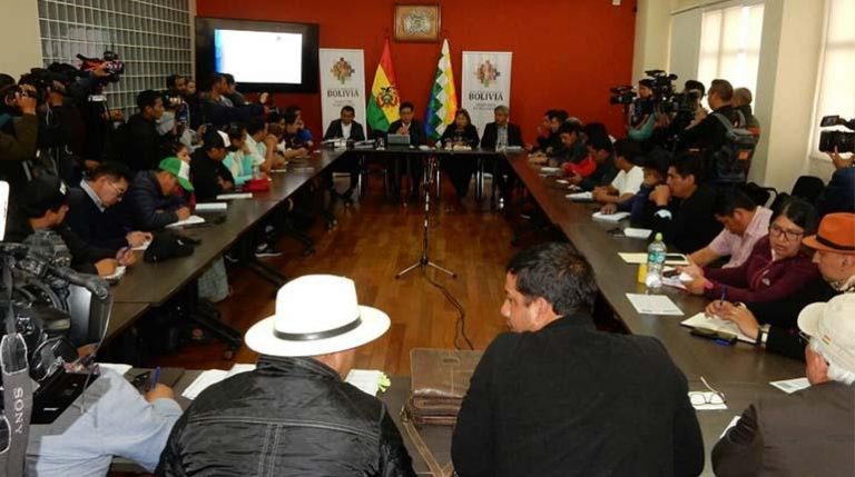 Diálogo Gobierno - Maestros Foto: MINISTERIO DE EDUCACIÓN