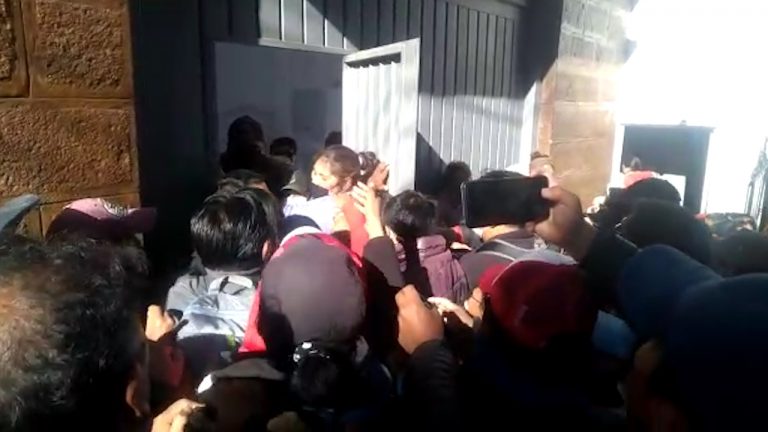 Toma de instituciones en Potosí