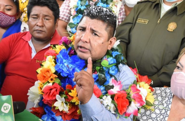 Ministro de Medio Ambiente, Juan Santos Cruz
