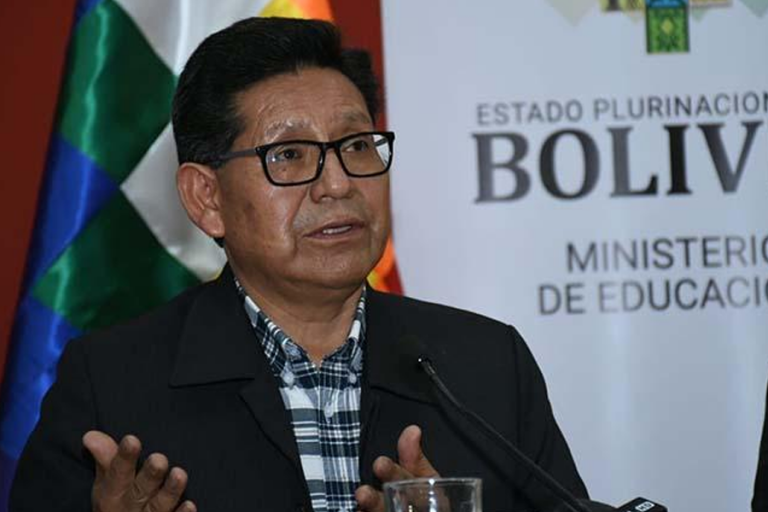Édgar Pary - ministro de Educación