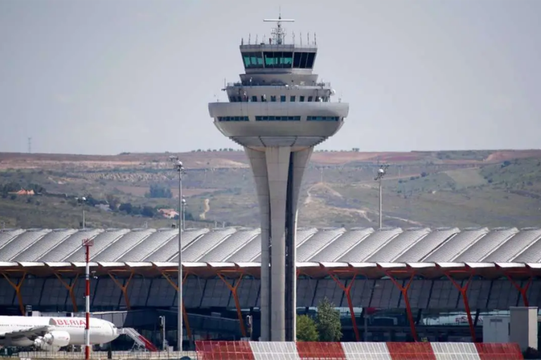 Torre de control en Barajas
