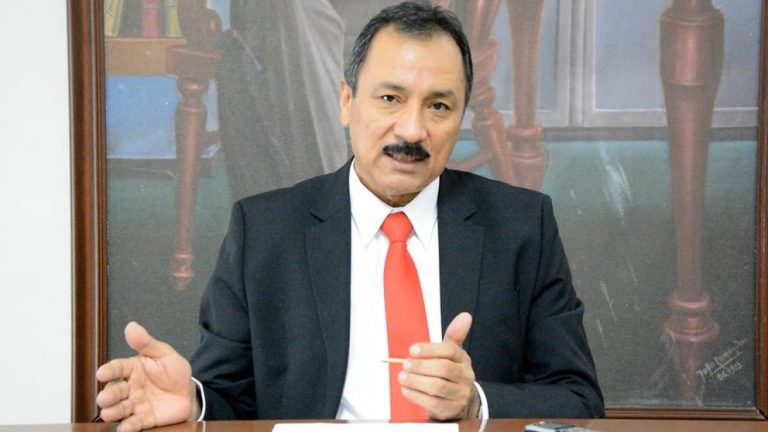 Vicente Cuéllar, rector de la UAGRM