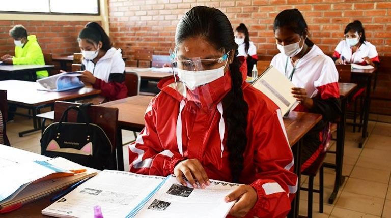 Clases en Bolivia /Foto: La Patria/