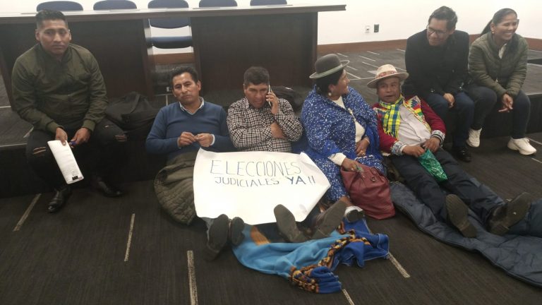 Diputados "radicales" en huelga de hambre