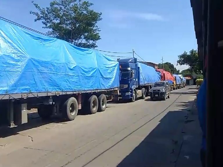Problemas con el carguío de Úrea en Montero
