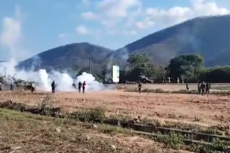Enfrentamientos en Mairana
