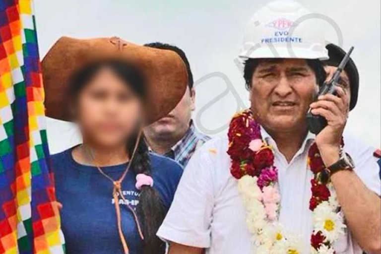 Evo Morales junto a la presunta víctima de Trata y Estupro