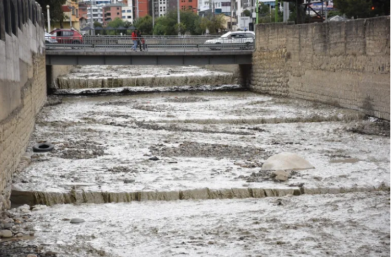 Río en la ciudad de La Paz. Foto: Amun