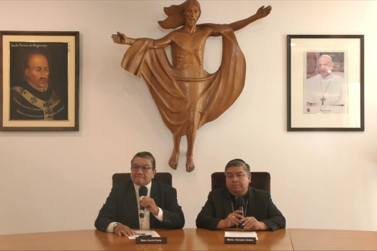 Conferencia de prensa CEB
