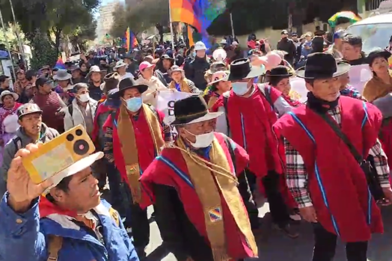 Marcha evista en La Paz