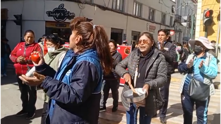 Marcha de maestros en Oruro