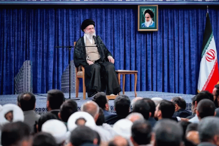 Archivo - El líder supremo de Irán, el ayatolá Alí Jamenei - Iranian Supreme Leader's Office/ DPA - Archivo