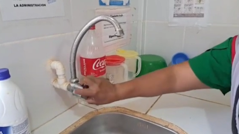 Centro de salud Mangalito no tiene agua