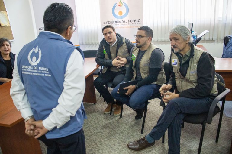 Reunión del Defensor del Pueblo con observadores internacionales /Foto: Defensoría del Pueblo/