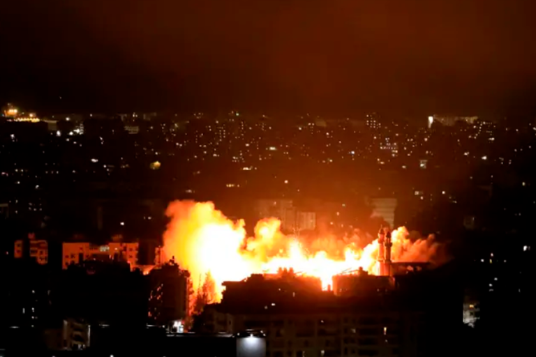 Archivo - Imagen de archivo de un bombardeo israelí en Líbano- Europa Press/Contacto/Bilal Jawich - Archivo