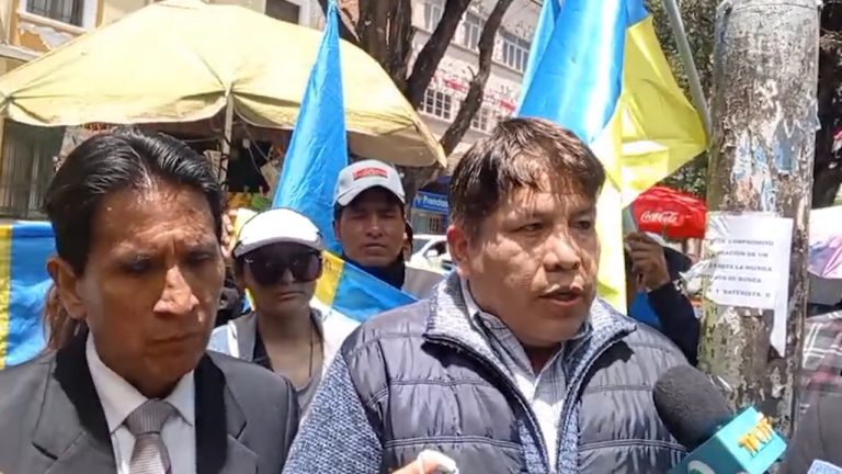 Militantes de Nuevas Ideas con Libertad respaldan a su líder Edman Lara y exigen mayor coordinación con Rodrigo Paz Afines a Edman Lara en Oruro