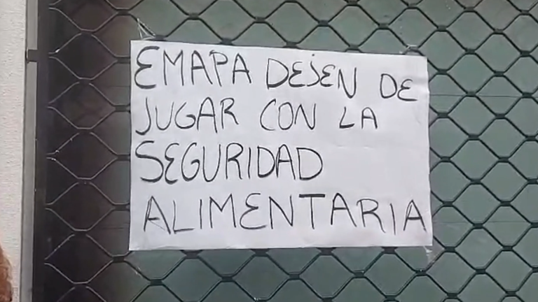Protesta de porcinocultores en EMAPA Cochabamba