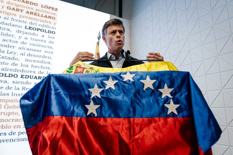 Leopoldo López responde a la solicitud del régimen venezolano de retirarle la nacionalidad