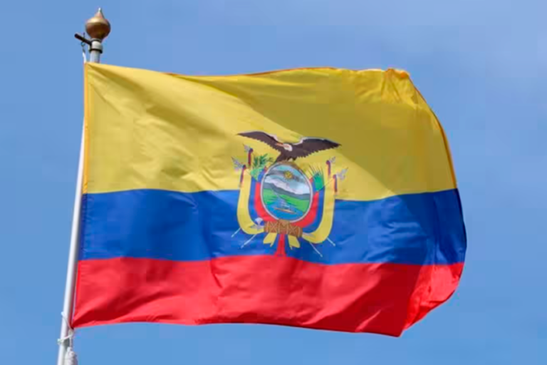 Archivo - Bandera de Ecuador. - Europa Press/Contacto/Maksim Konstantinov