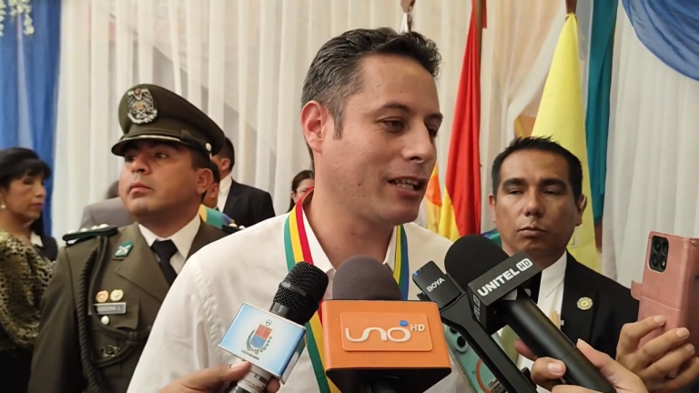 Vicepresidente Edmand Lara reaparece