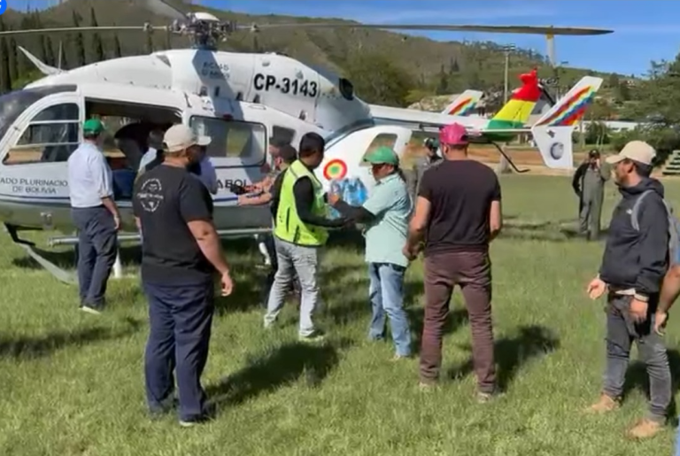 Ayuda humanitaria llega a Achira, Santa Cruz