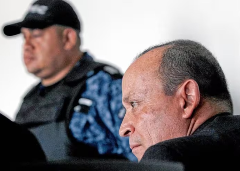 Archivo - Santiago Uribe, hermano del expresidente de Colombia Álvaro Uribe. - Europa Press/Contacto/El Tiempo - Archivo