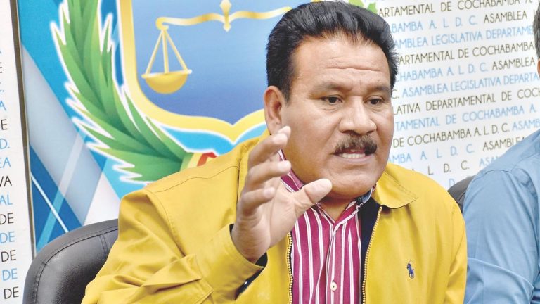 Asambleístas de Cochabamba presentan acción de inconstitucionalidad contra el D.S. 5503 ante el TCP El presidente de la Asamblea Legislativa Departamental, Juan Carlos Irahola./ NOÉ PORTUGAL