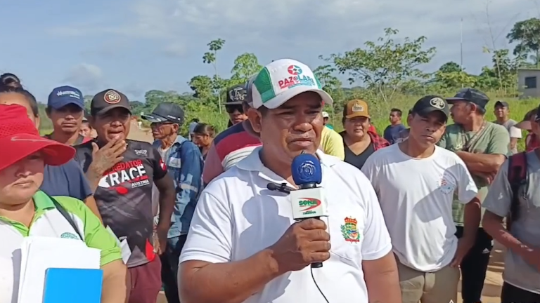 Pando: Campesinos del Sena bloquean puente Madre de Dios en demanda de mejor precio para la castaña y contra el alza de pasajes Faiser Cuajera - Ejecutivo de la Subcentral San Lorenzo, Sena, Pando