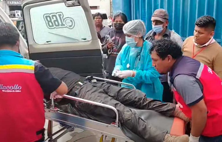 Sube a 16 los heridos tras los enfrentamientos en el botadero de Cotapachi, la mayoría por arma de fuego Los fallecidos y heridos fueron llevados a Quillacollo. Foto: Enfoque de Tiempo Real.